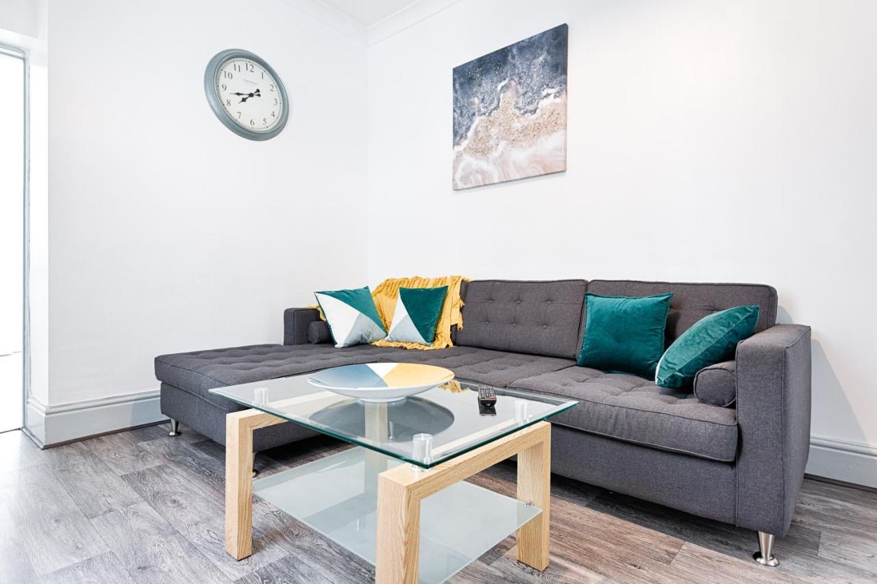 Walk To Swansea Stadium, 3 Rooms, Smart Tv'S Exteriör bild