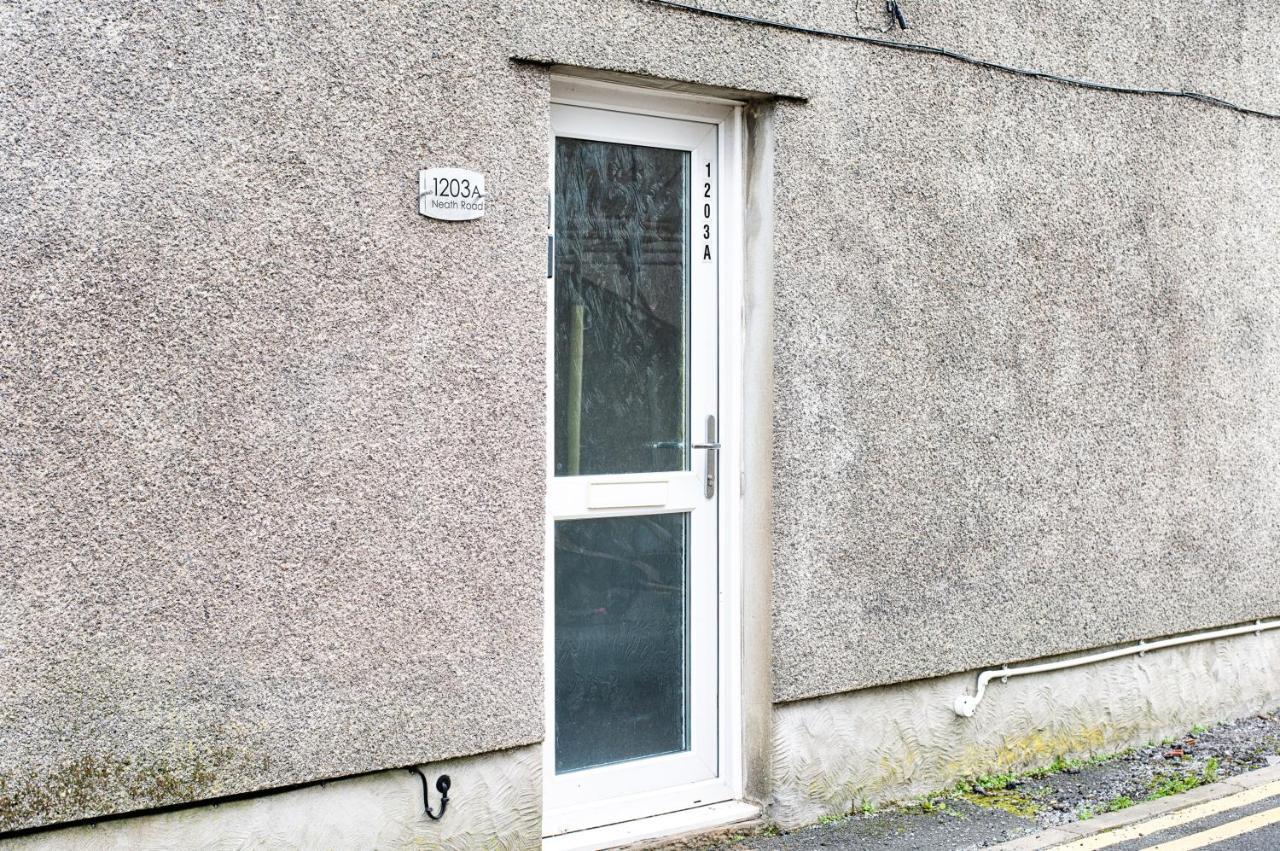 Walk To Swansea Stadium, 3 Rooms, Smart Tv'S Exteriör bild